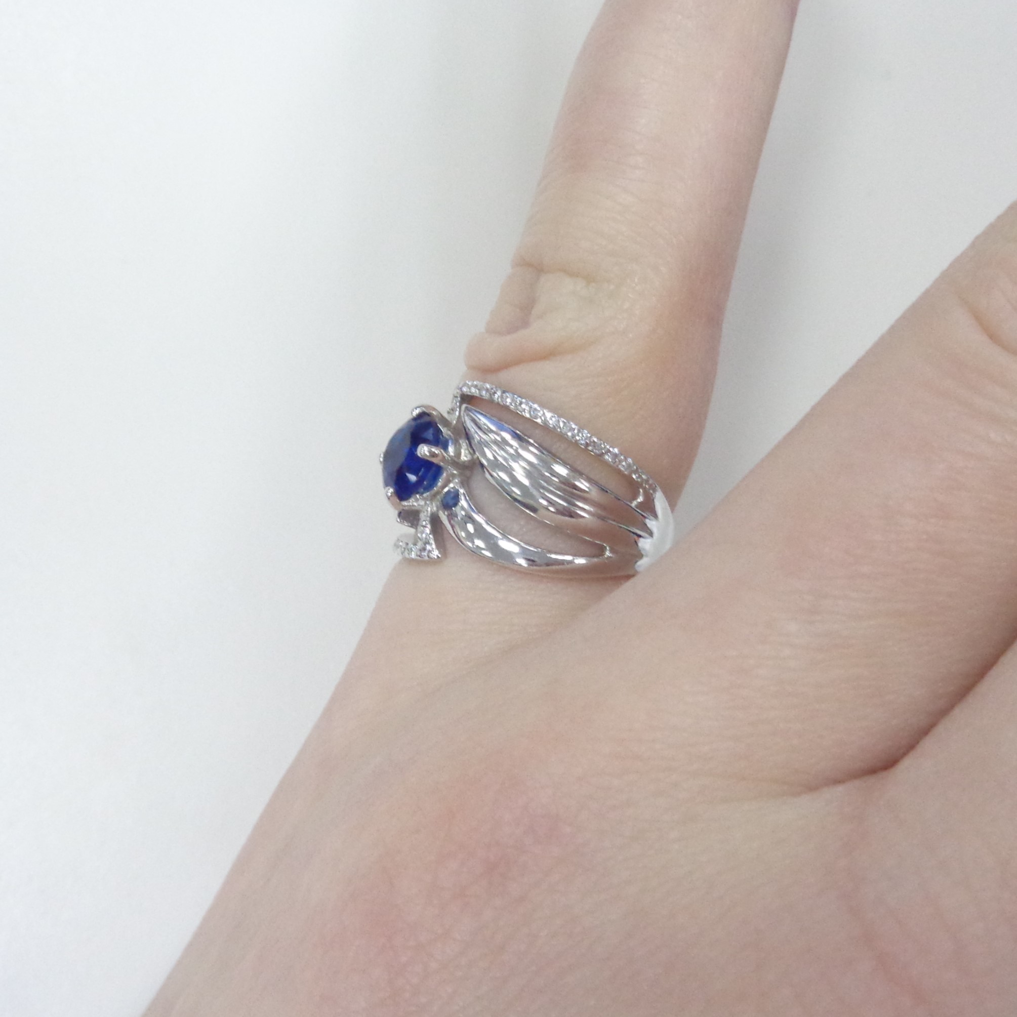 Серебряное кольцо с кварцем